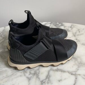 Sorel Womens Kinetic Sneaker 8 Black High Top